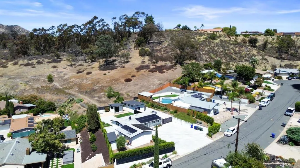 https://cdn.realtyfeed.com/cdn/127/306794864/441dd2229ffa229a01791e2fb7be6388.webp