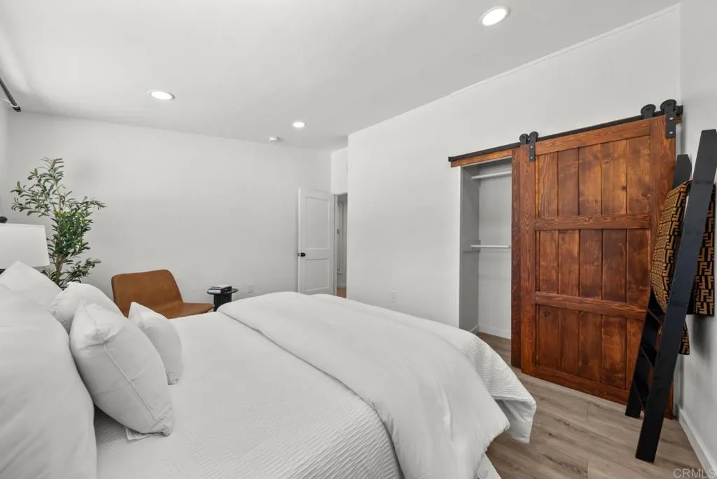 https://cdn.realtyfeed.com/cdn/127/306794864/64b8157ca59416c8f5dcf21403660c42.webp