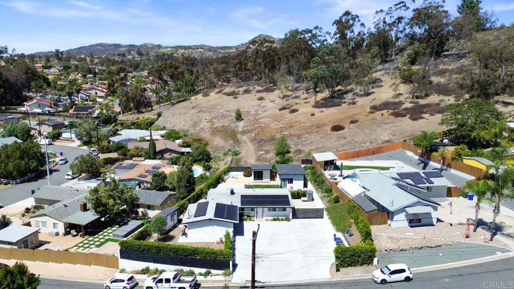 https://cdn.realtyfeed.com/cdn/127/306794864/6b15287f5dec260683c2ca0cb69e52df.webp