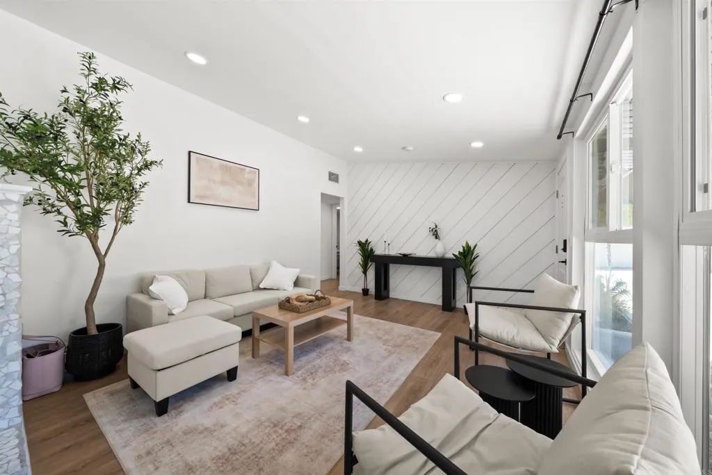 https://cdn.realtyfeed.com/cdn/127/306794864/88ad88d88acc14a3ac41ec49af03e448.webp