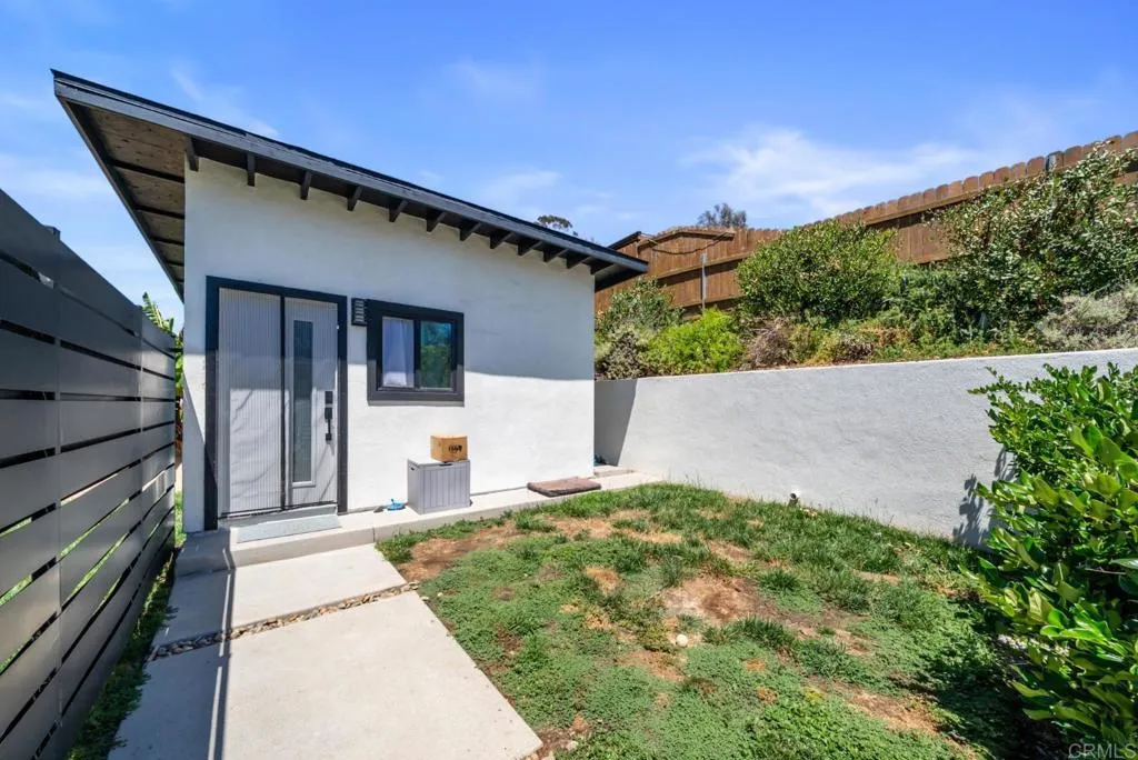https://cdn.realtyfeed.com/cdn/127/306794864/bab519b2673b96dd3dea3d0533ea6142.webp