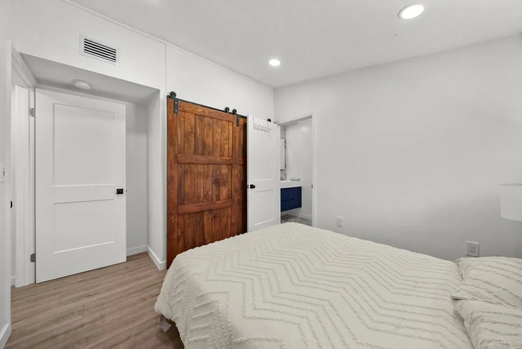 https://cdn.realtyfeed.com/cdn/127/306794864/ce9409a8c6d4395f41ad2b50519d9d5a.webp
