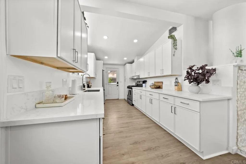 https://cdn.realtyfeed.com/cdn/127/306794864/dabe47b749029143ee7b2c7ad1145413.webp