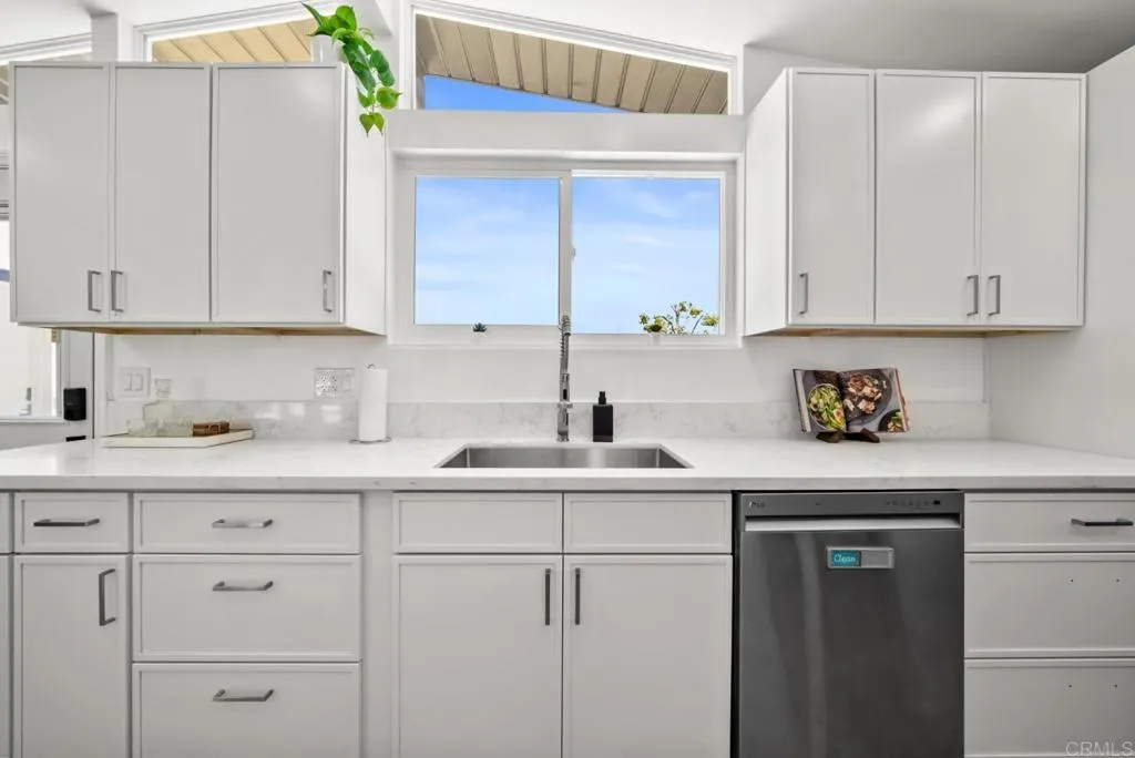 https://cdn.realtyfeed.com/cdn/127/306794864/f9905212edd29b0f9231c8eee71dfa46.webp