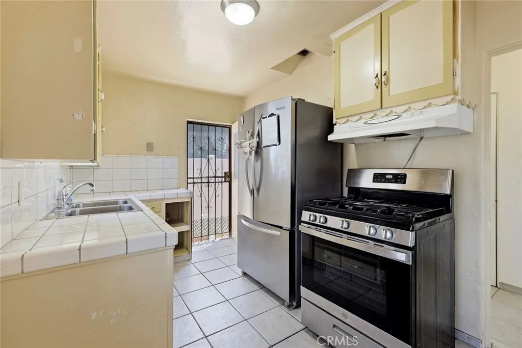 https://cdn.realtyfeed.com/cdn/127/306794884/4cc501ece03e2ae974a0b689a6e99786.webp