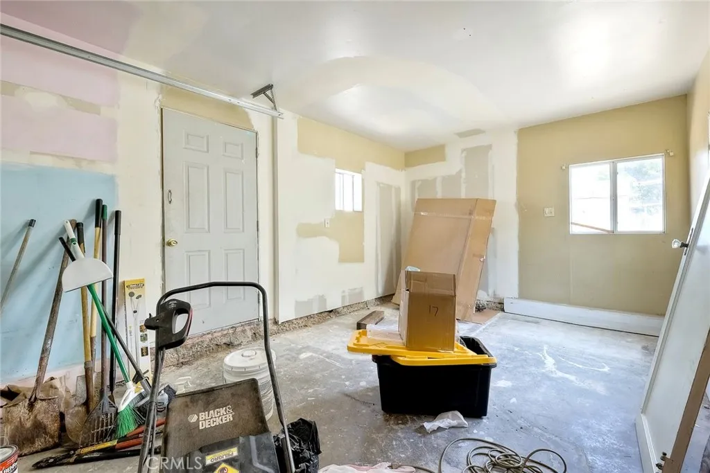 https://cdn.realtyfeed.com/cdn/127/306794884/b3cc47eed10e7668e1659e13ce26dc34.webp