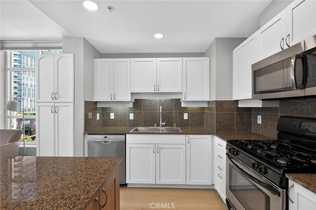 Photo #12: SR26178750 Listing: Photo #12