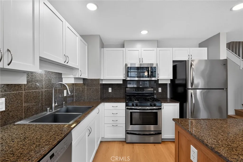 Photo #9: SR26178750 Listing: Photo #9