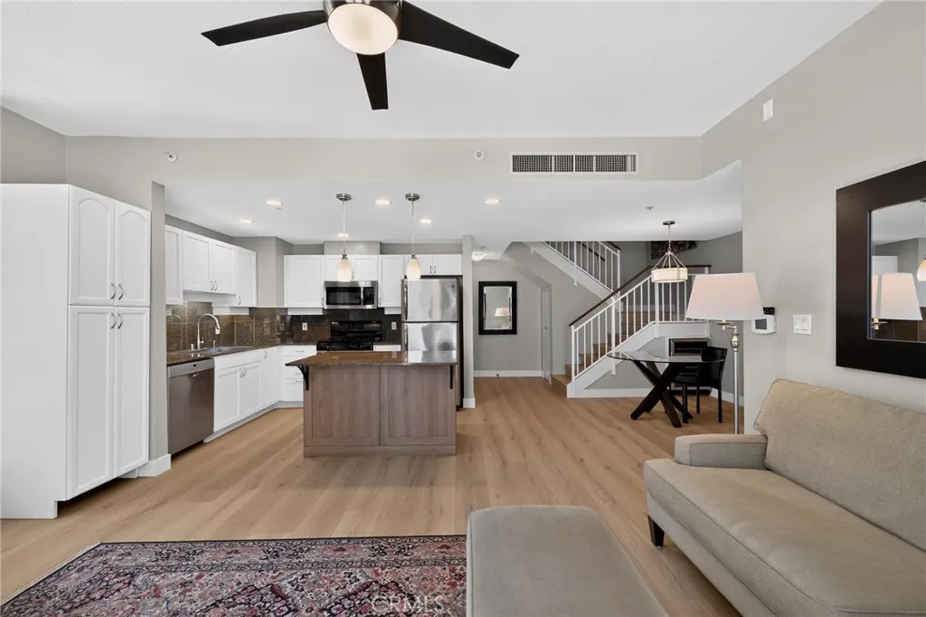 Photo #8: SR26178750 Listing: Photo #8