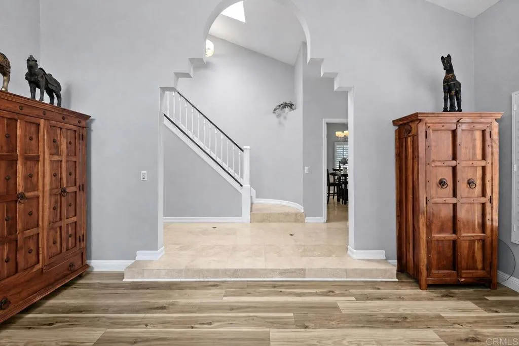 https://cdn.realtyfeed.com/cdn/127/306794948/18d3a7ce9de74e76752563b7cb519bff.webp