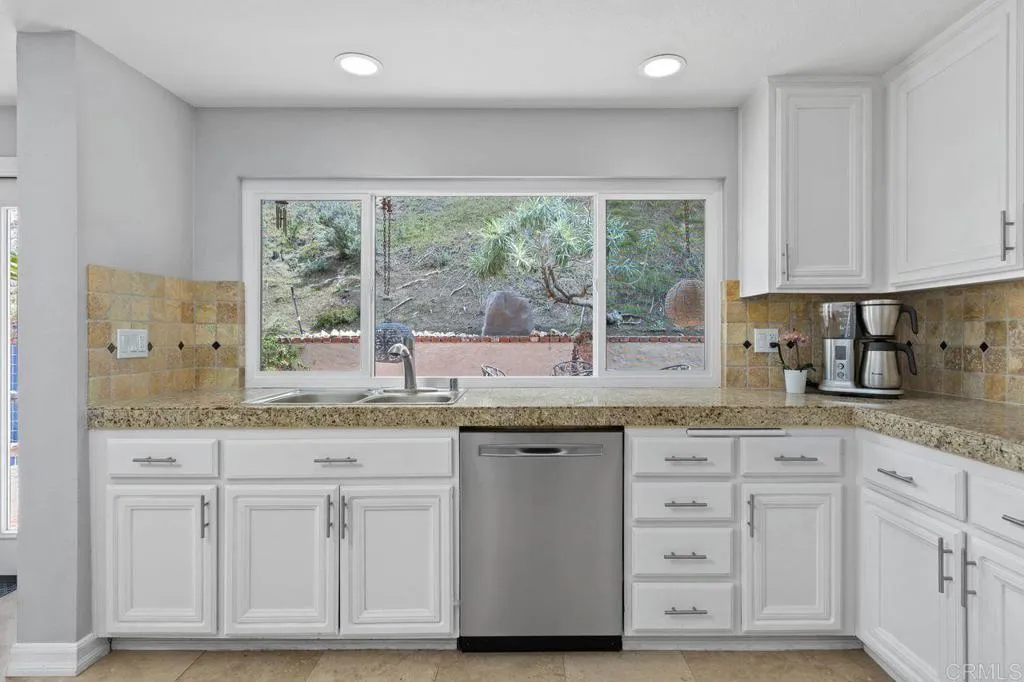 https://cdn.realtyfeed.com/cdn/127/306794948/747f4776e676de0feb9839bb6bcb6511.webp