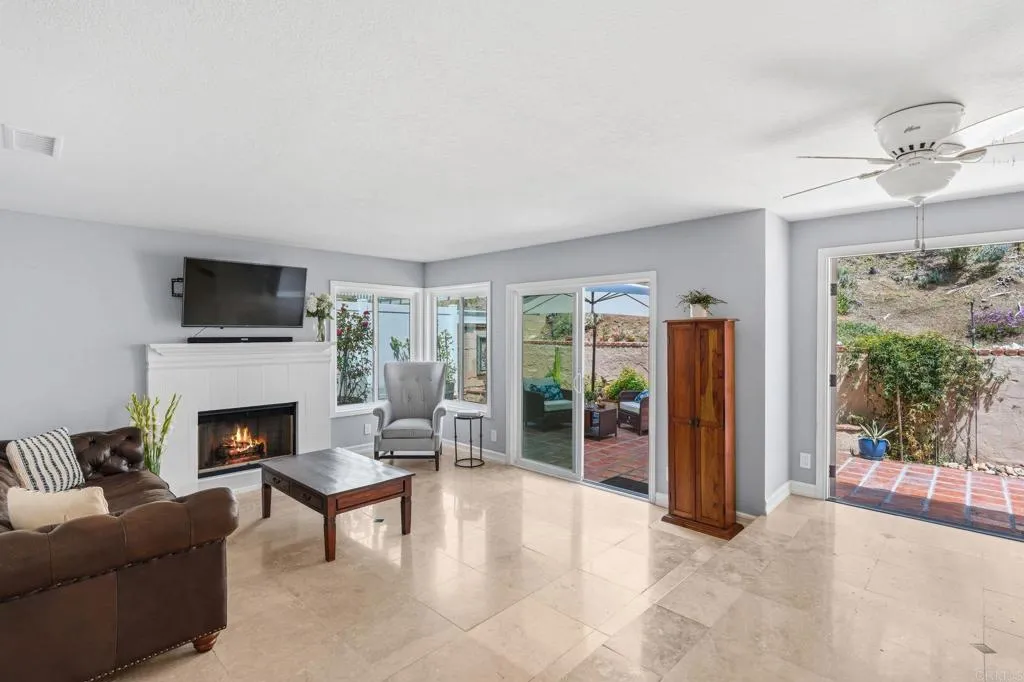 https://cdn.realtyfeed.com/cdn/127/306794948/9739c2b0843f477bf6d1eb11acb64ae8.webp