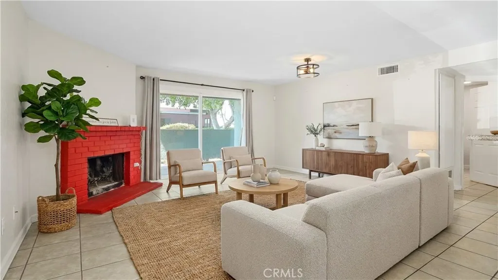 Photo #4: SW26180183 Listing: Photo #4