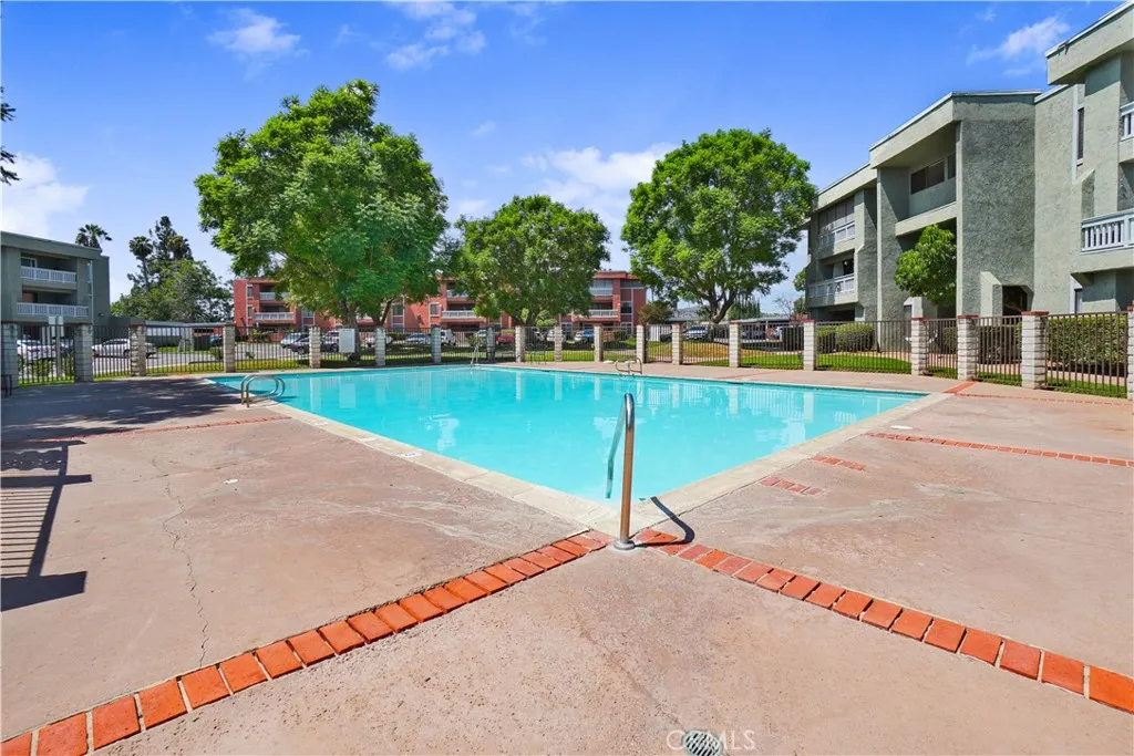 Photo #20: SW26180183 Listing: Photo #20