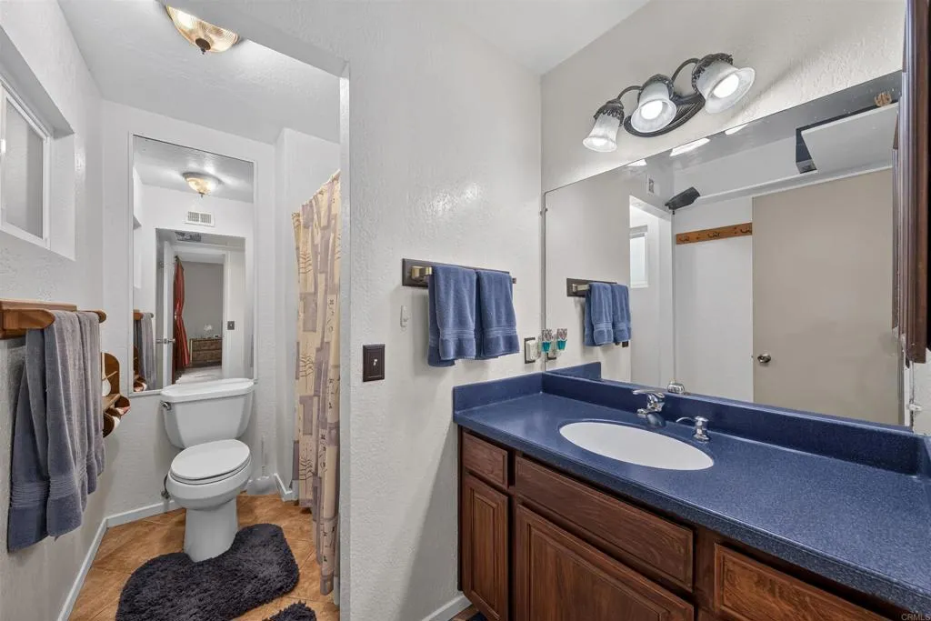 https://cdn.realtyfeed.com/cdn/127/306794960/780c94a9663bc7d702e12c3a2e007551.webp