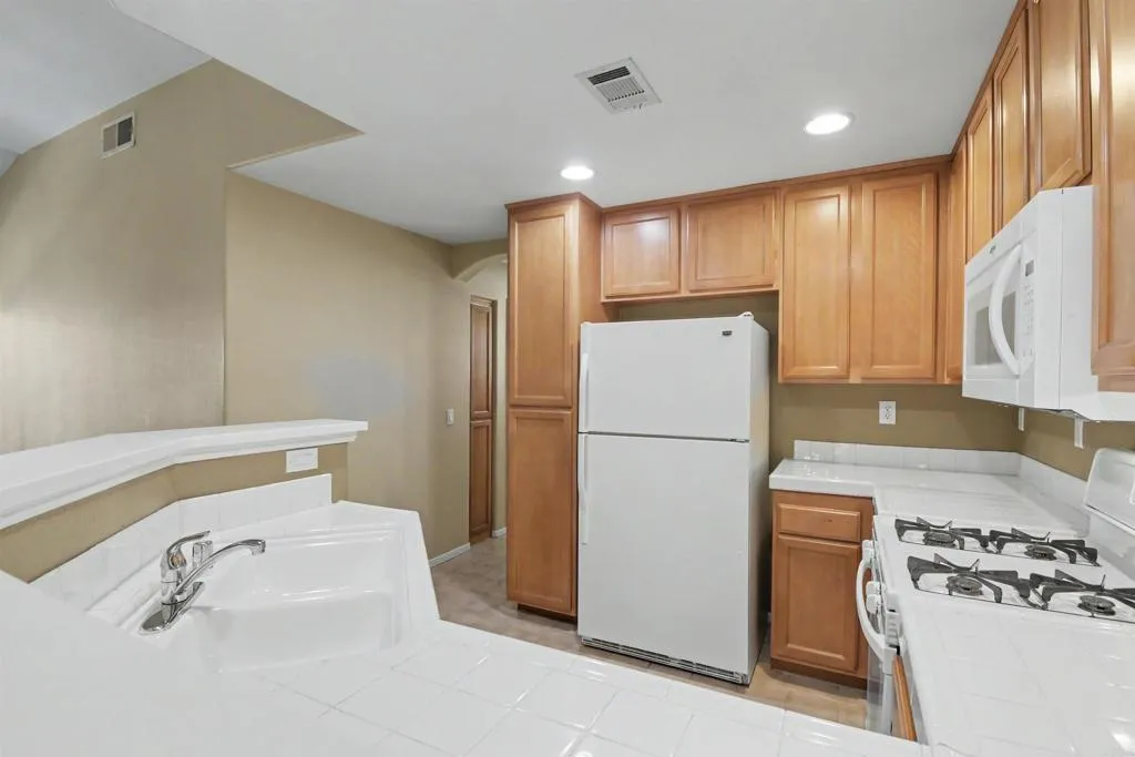 Photo #14: PTP2606291 Listing: Photo #14