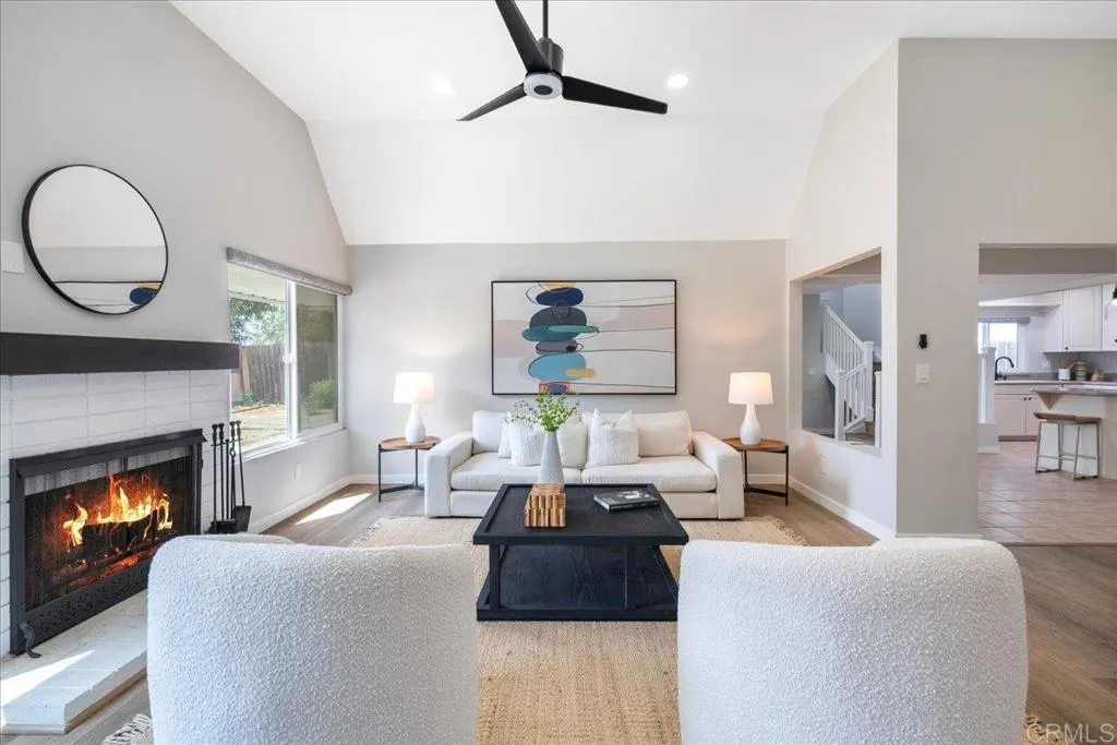 https://cdn.realtyfeed.com/cdn/127/306794977/b8943a840123932e059af94696472cb0.webp
