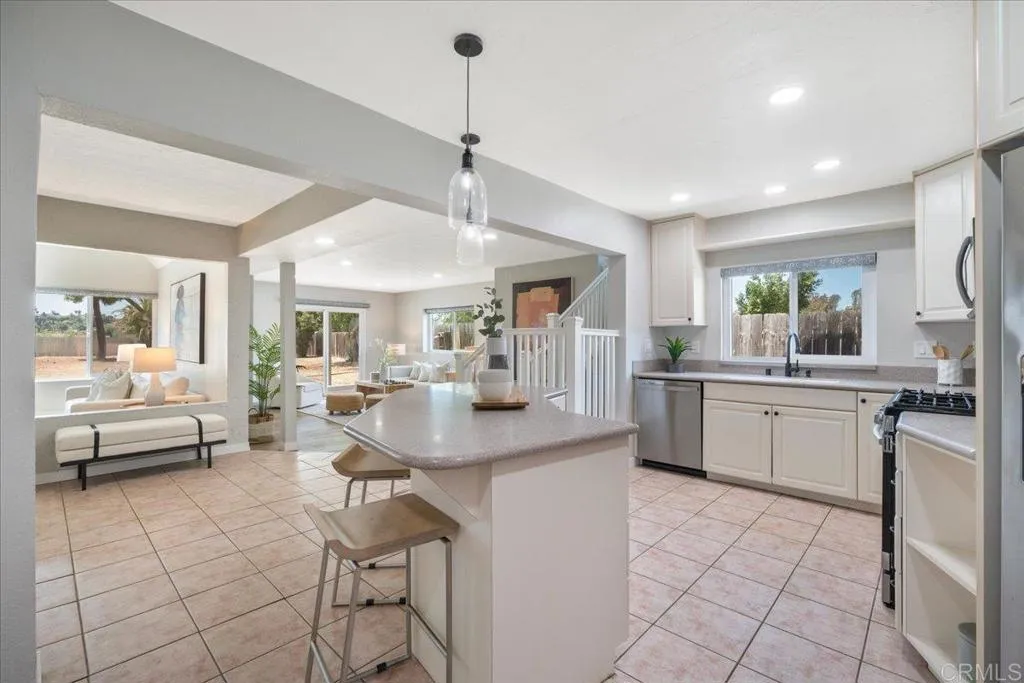 https://cdn.realtyfeed.com/cdn/127/306794977/ec58373fc6df4f50b8294774387e0703.webp