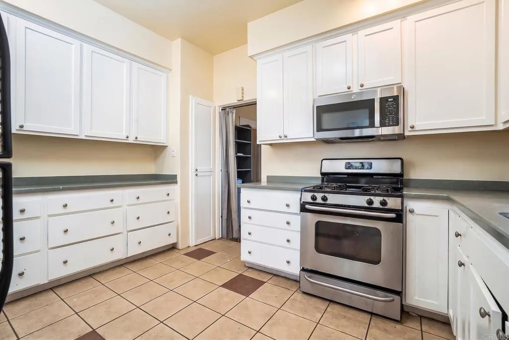 https://cdn.realtyfeed.com/cdn/127/306795031/577bc5bcb21a041a057f7863a6c0bd67.webp