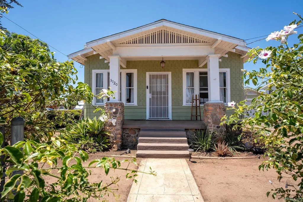 https://cdn.realtyfeed.com/cdn/127/306795031/90bfbf4a3ac9e48d163c0c1253fd3cc4.webp