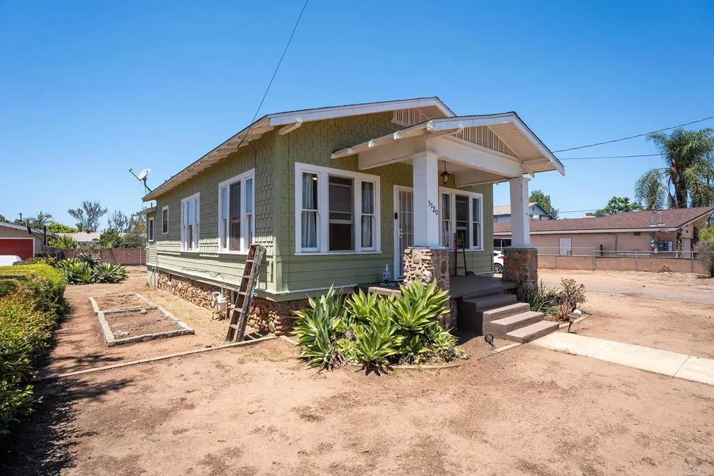 https://cdn.realtyfeed.com/cdn/127/306795031/9984edbd50409f237d56dff89c4996d3.webp