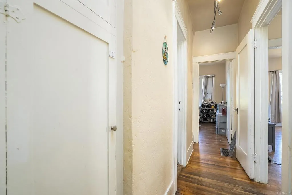 https://cdn.realtyfeed.com/cdn/127/306795031/d72d8246db125b0e6e0d9979c7095480.webp