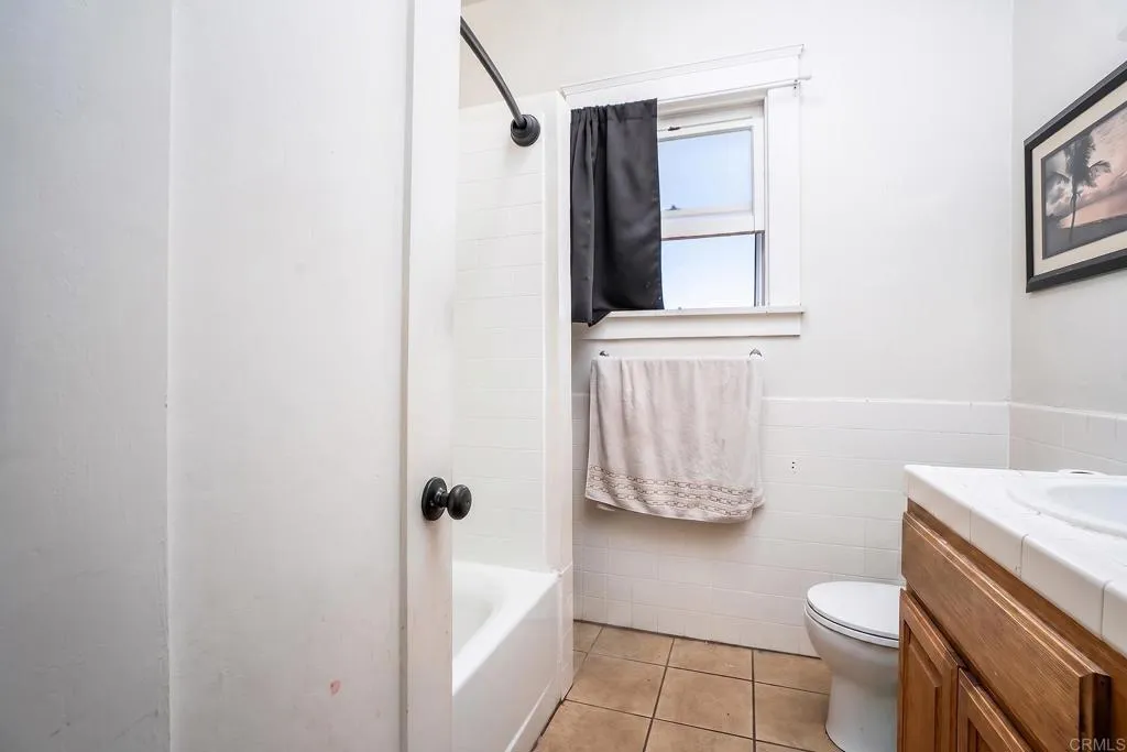 https://cdn.realtyfeed.com/cdn/127/306795031/de583cbd2d028d23933d38ede361f6fc.webp