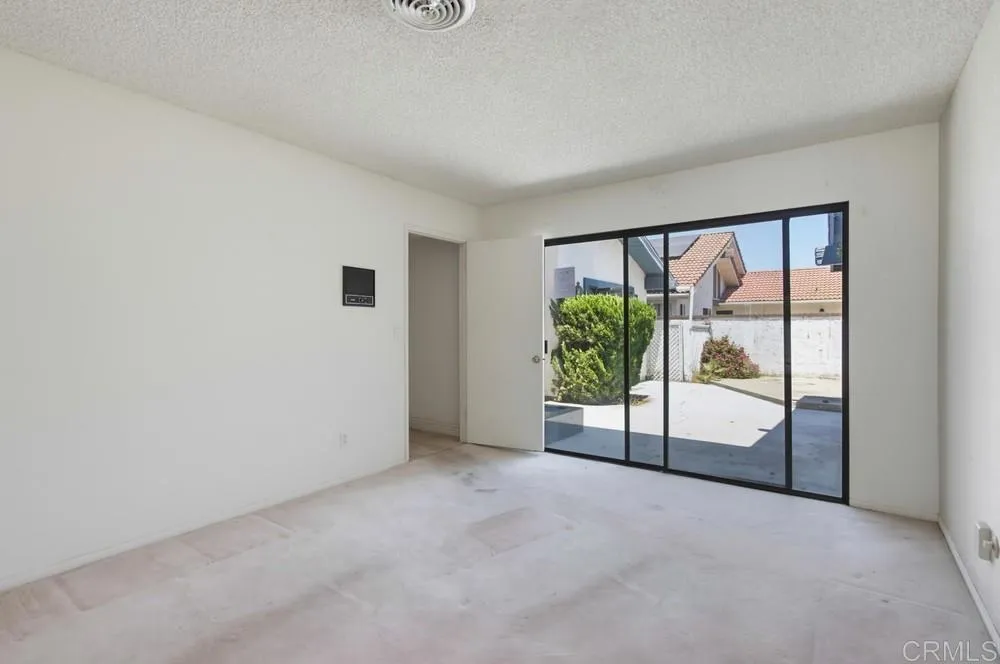 https://cdn.realtyfeed.com/cdn/127/306795048/2f3c3e9ff528f23bb860ad801a77cdfc.webp