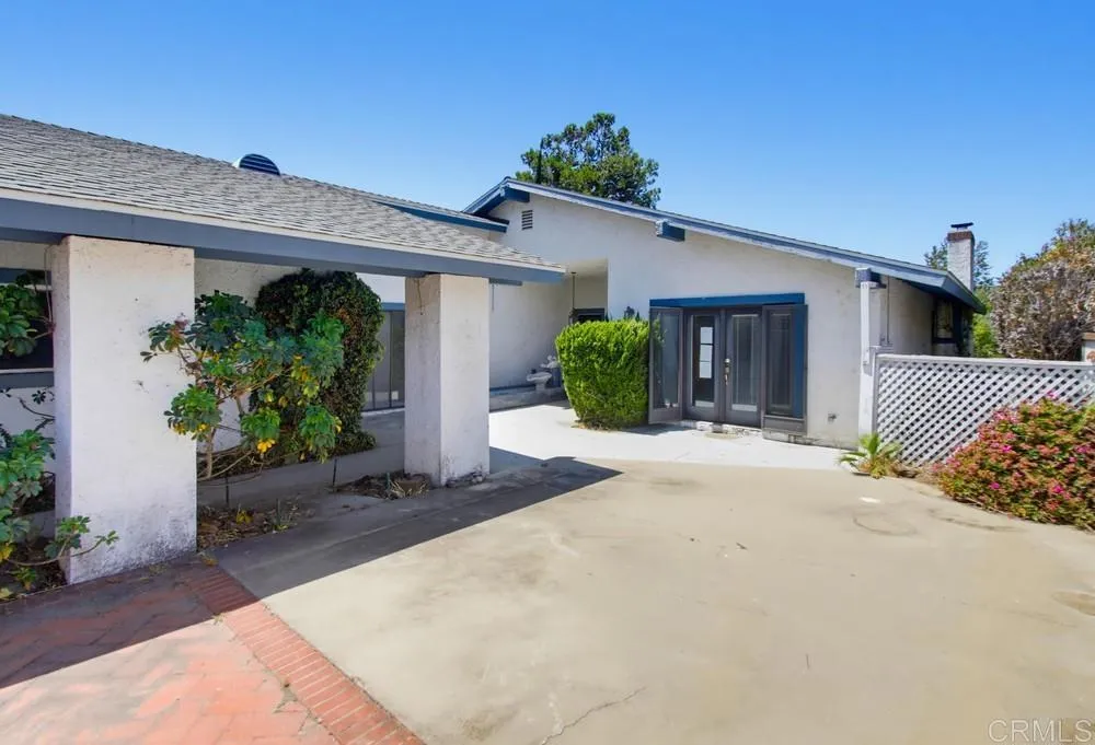https://cdn.realtyfeed.com/cdn/127/306795048/40bcaff213a06f6638ea6653b5df688f.webp