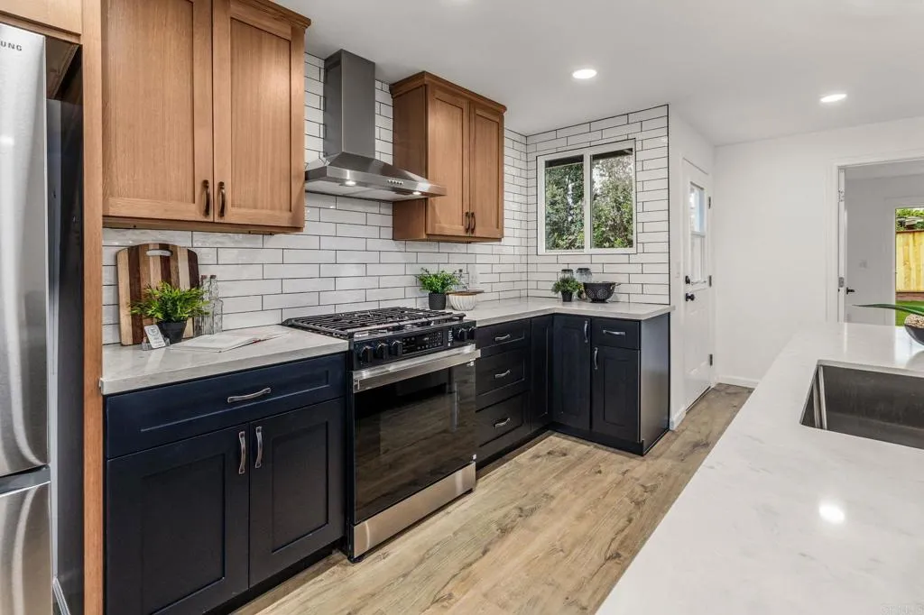 https://cdn.realtyfeed.com/cdn/127/306795070/25fe0f3a38eeb8ba729d429a22a21981.webp