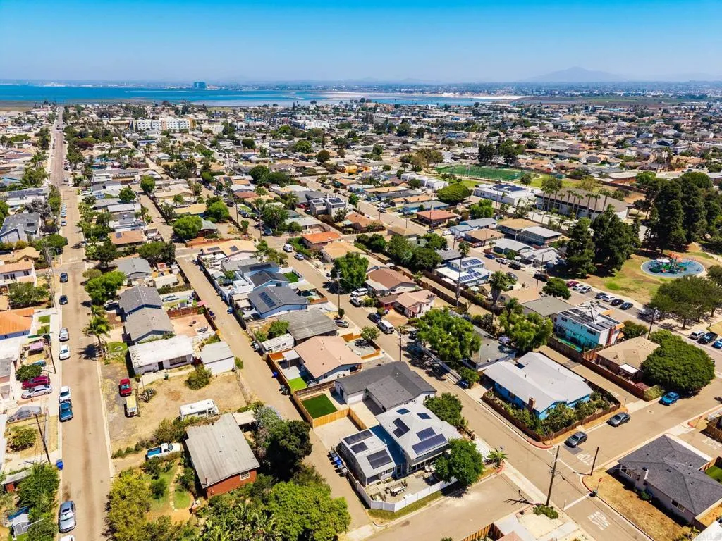 https://cdn.realtyfeed.com/cdn/127/306795070/5818a5e920fb3b0decd259e62f1a428d.webp