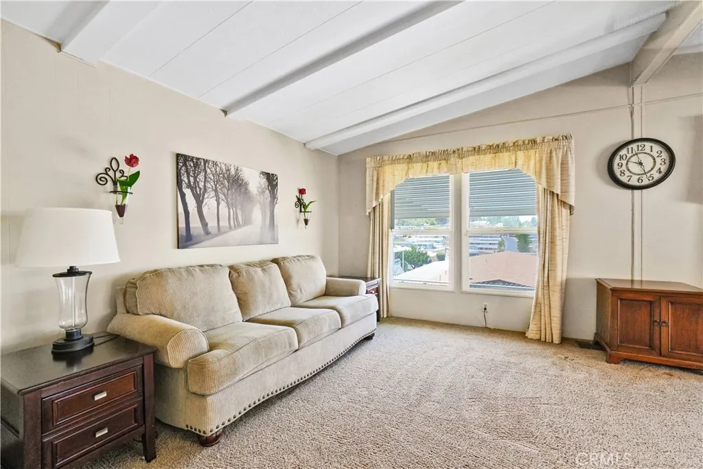 https://cdn.realtyfeed.com/cdn/127/306795112/21b0438fa0e3c4d45fd11e5f6380c187.webp
