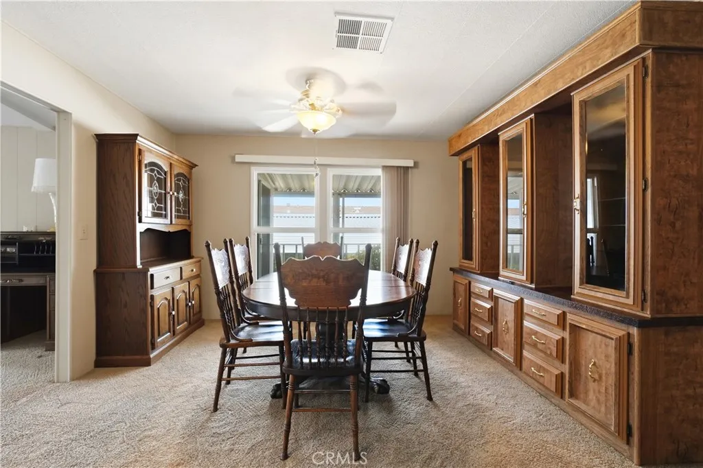 https://cdn.realtyfeed.com/cdn/127/306795112/ae84621cc1a65b120ee40d6bc1d24521.webp