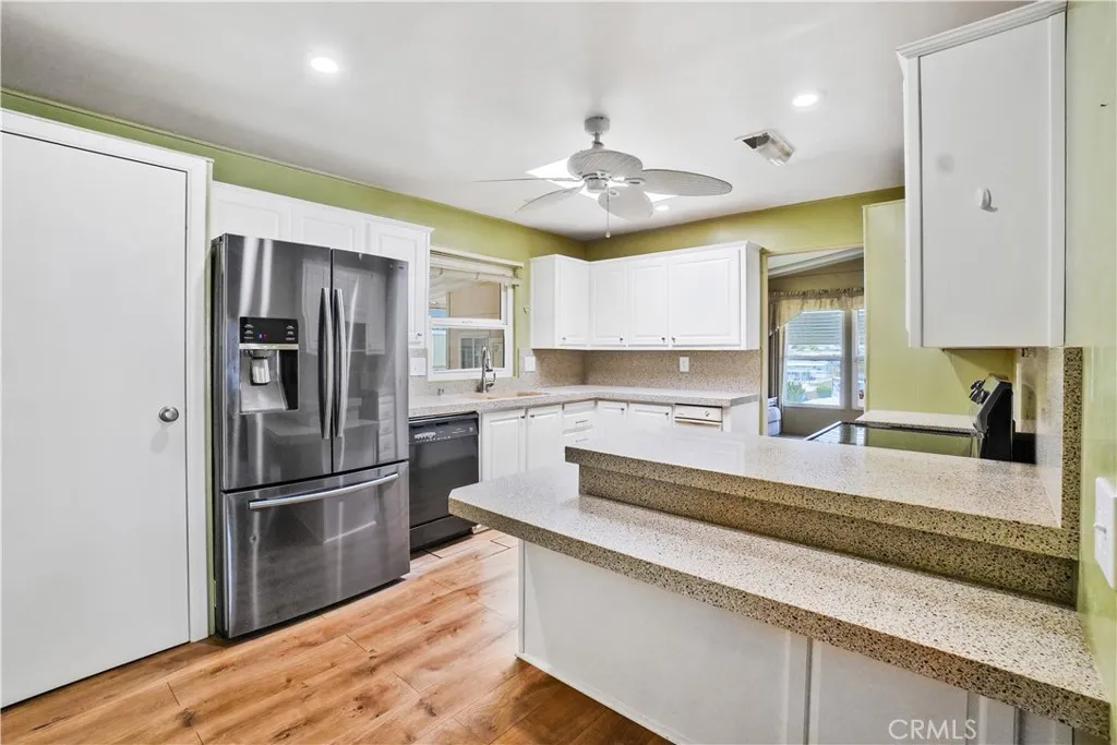 https://cdn.realtyfeed.com/cdn/127/306795112/bc49e546cdc91260089ea3af49097389.webp