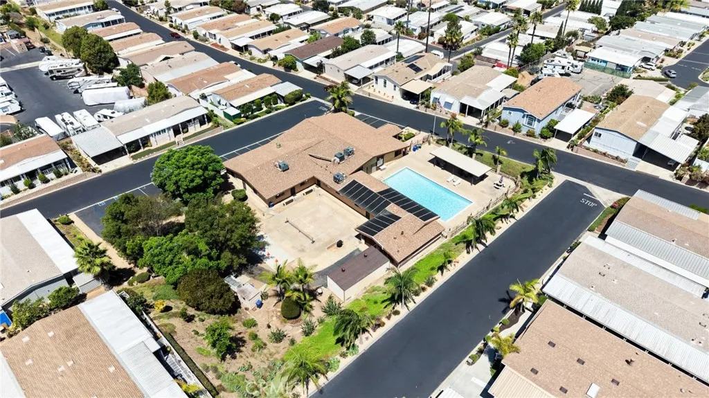 https://cdn.realtyfeed.com/cdn/127/306795112/e2ce6d5493480a5994872e8b90a3b0aa.webp