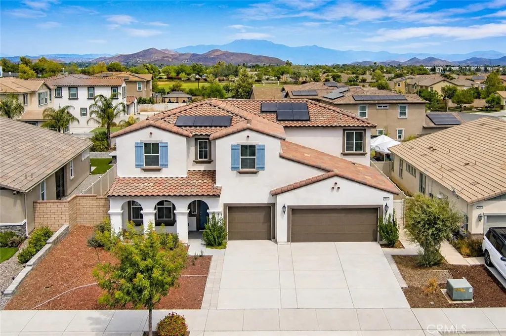 Menifee, CA 92584