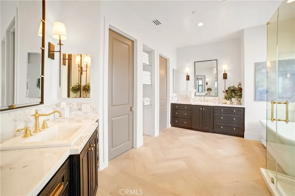 https://cdn.realtyfeed.com/cdn/127/306795265/5f8bc06cfc561270ef67469399a6c689.webp