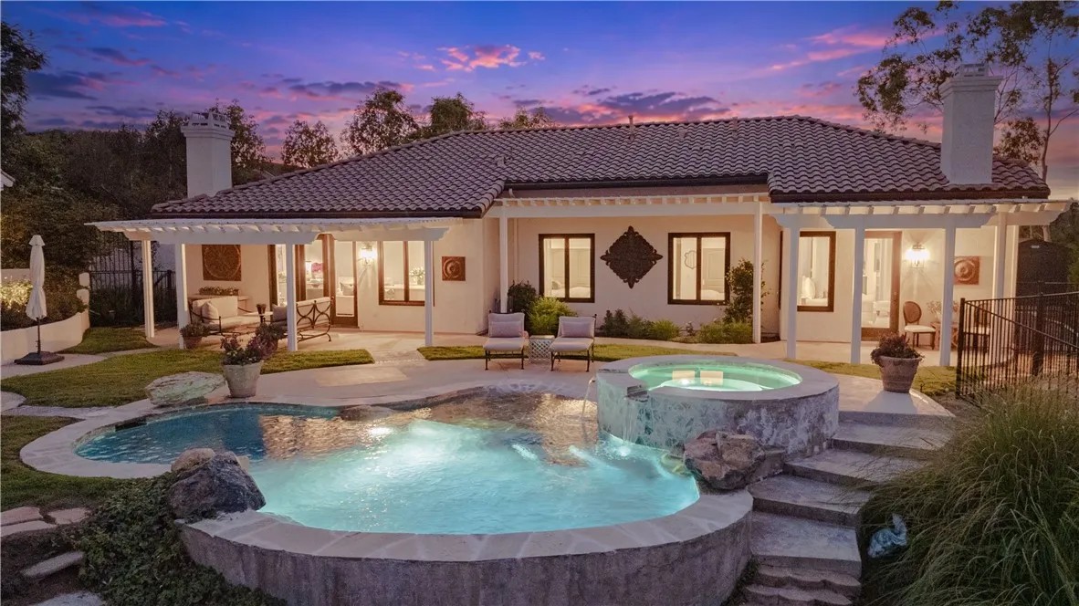 https://cdn.realtyfeed.com/cdn/127/306795265/f39a0982d9ca472fcc6d6e1fd09ff2fe.webp