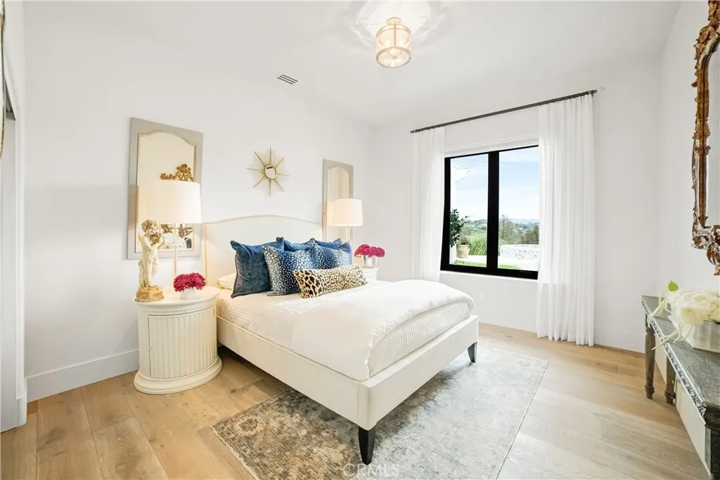https://cdn.realtyfeed.com/cdn/127/306795265/f407bc8f4eee86d6a691a422607a3012.webp