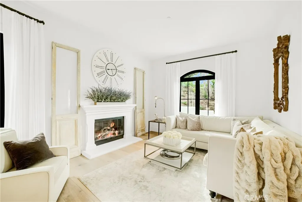 https://cdn.realtyfeed.com/cdn/127/306795265/f730de941bd86017f1a10e966613be6d.webp