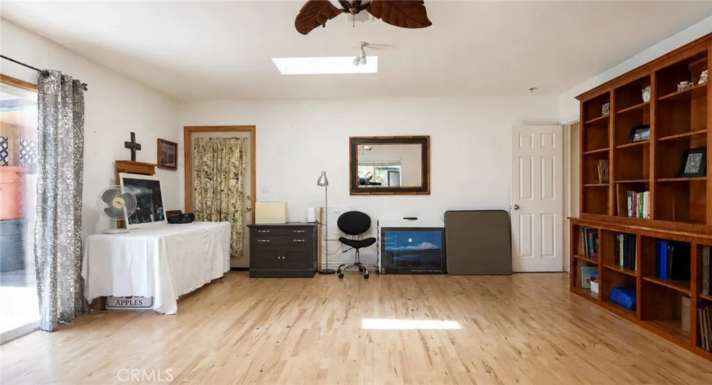 https://cdn.realtyfeed.com/cdn/127/306795277/18841f02f944412480240b2b28efe14e.webp