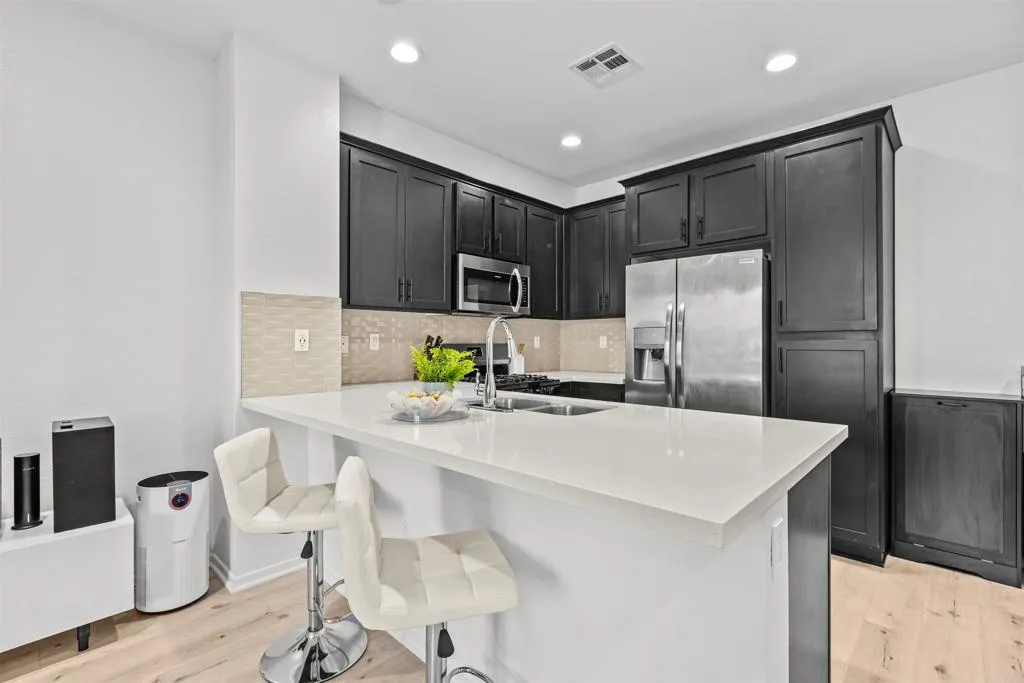 Photo #18: PTP2606300 Listing: Photo #18