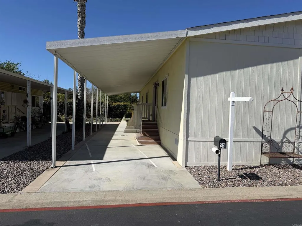 https://cdn.realtyfeed.com/cdn/127/306795300/9249477e3c88385b839f813337a6f832.webp