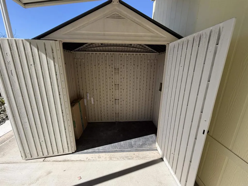 https://cdn.realtyfeed.com/cdn/127/306795300/cbbf9205550119f461b3b6d7088ff97e.webp