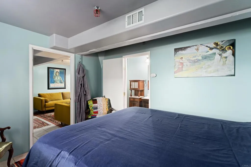 https://cdn.realtyfeed.com/cdn/127/306795310/c1f3a6b3be7f9ce187519fca78cbc391.webp