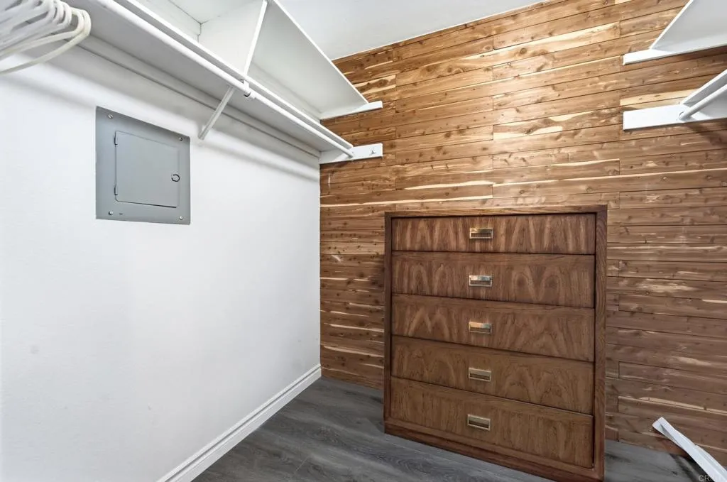 https://cdn.realtyfeed.com/cdn/127/306795315/48bc9ce74f930bac37ab0755ce46fa2a.webp