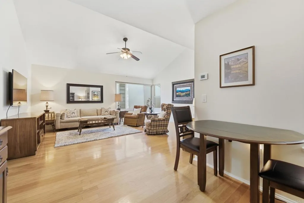 https://cdn.realtyfeed.com/cdn/127/306795315/5574b4c37af84d4f1bba51d6e468051f.webp