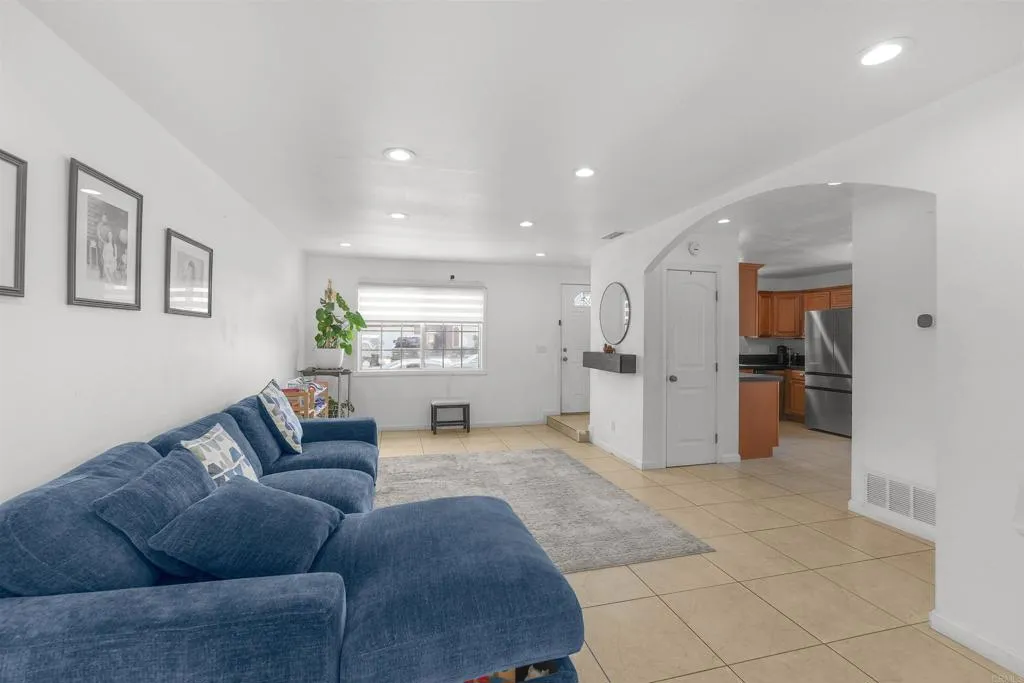 https://cdn.realtyfeed.com/cdn/127/306795398/1e12e1072dfbf9178603e88c3c990d5e.webp