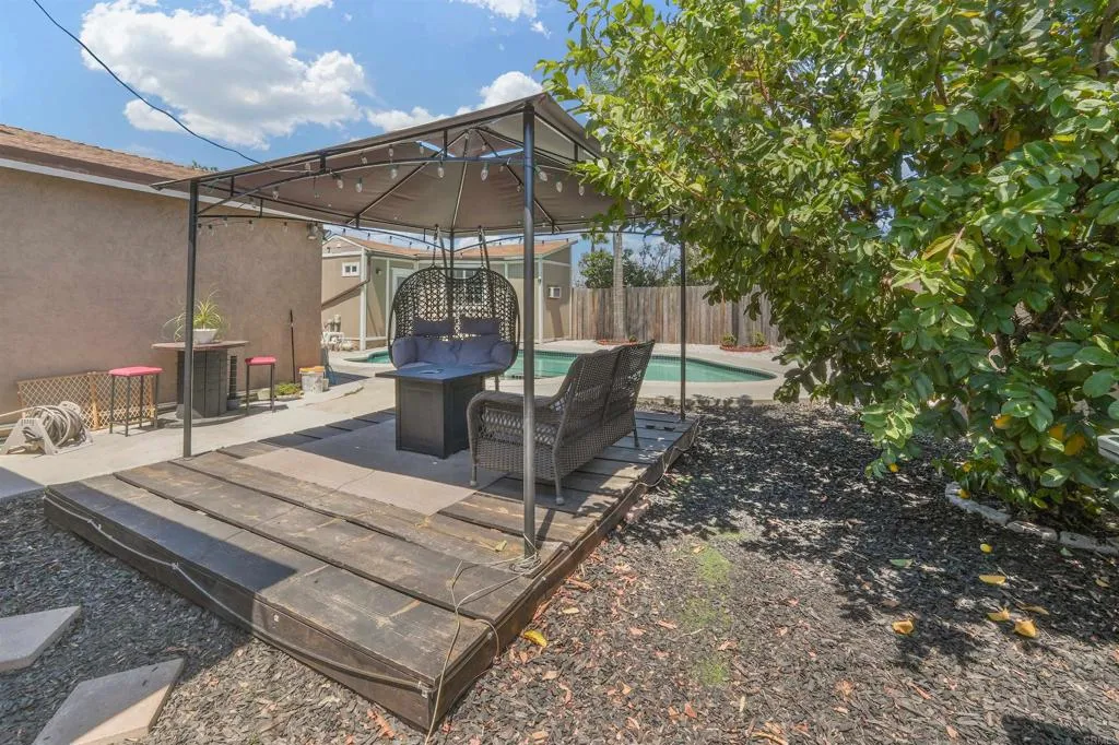 https://cdn.realtyfeed.com/cdn/127/306795398/e89d83766727e8c6cc997c6f95da4244.webp
