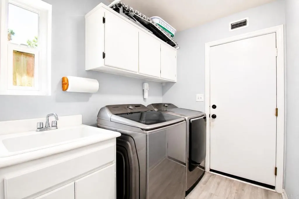https://cdn.realtyfeed.com/cdn/127/306795402/fac7b4c6adc632e9ae6ad24e87ffd0b1.webp